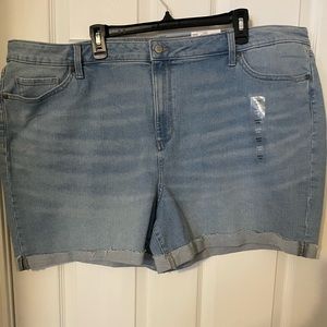 Size 24W Sonoma light wash Jean shorts NWT